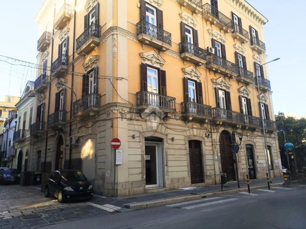negozio in affitto a Foggia in zona Centro Città