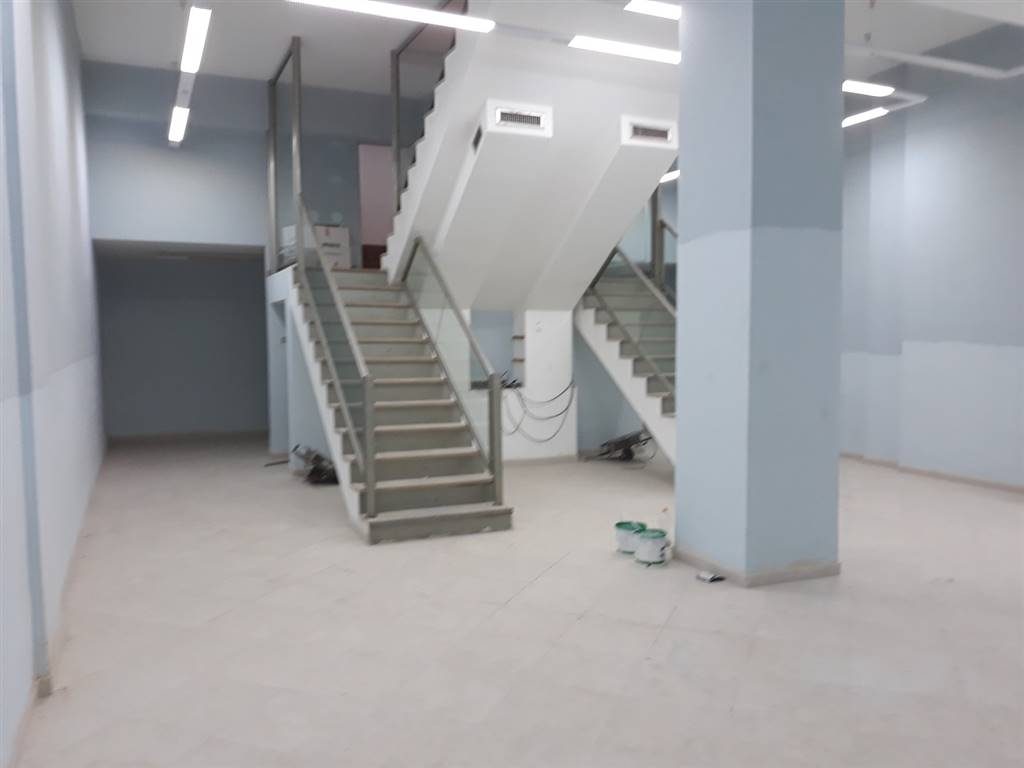 negozio in affitto a Foggia in zona Centro Città
