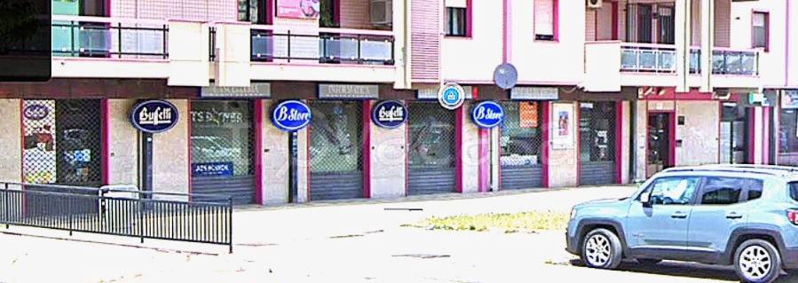 negozio in affitto a Foggia