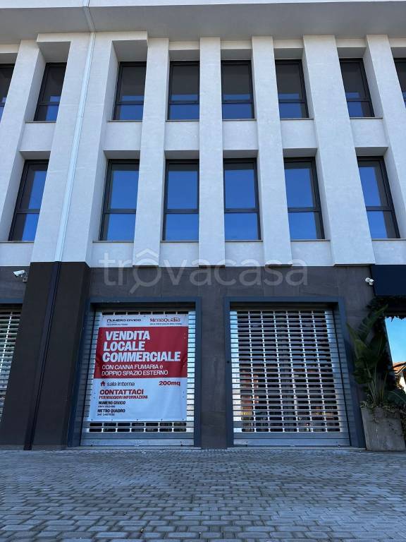 negozio in affitto a Foggia in zona Ordona Sud