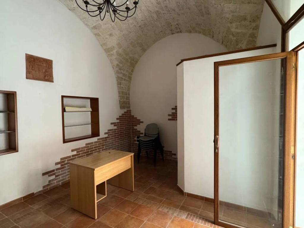negozio in affitto a Foggia