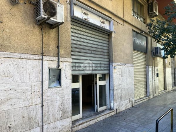 negozio in affitto a Foggia in zona Centro Città