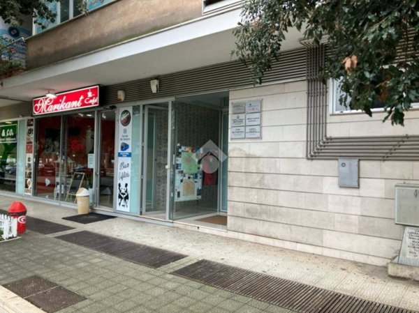 negozio in affitto a Foggia in zona Centro Città