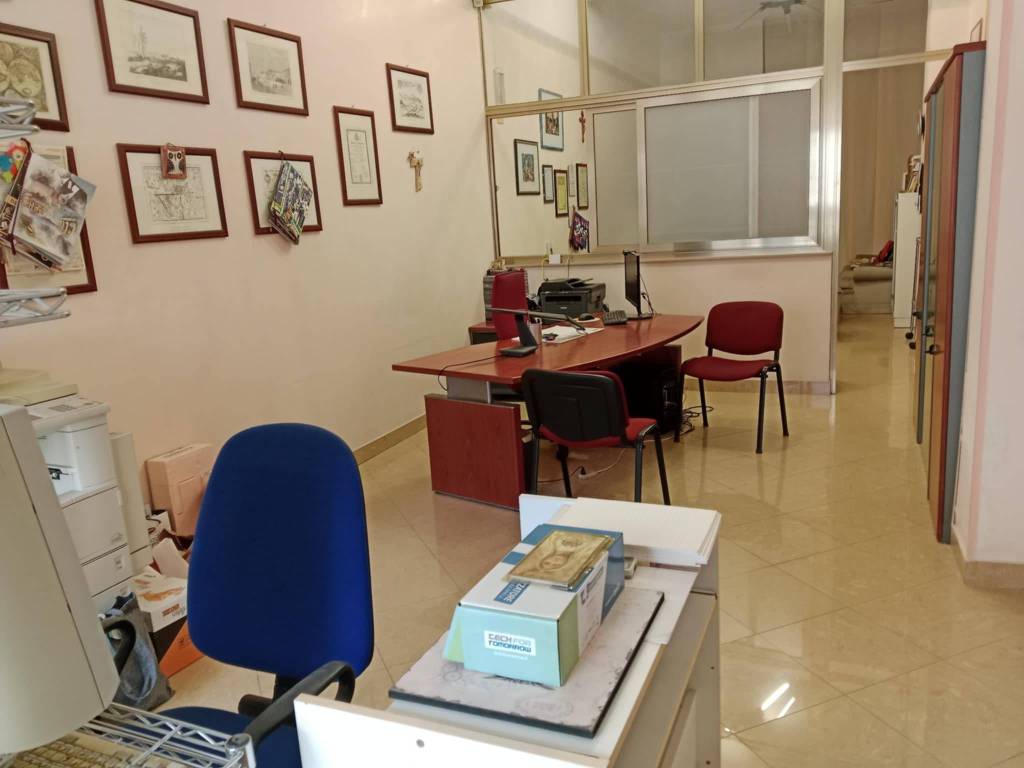 negozio in affitto a Foggia