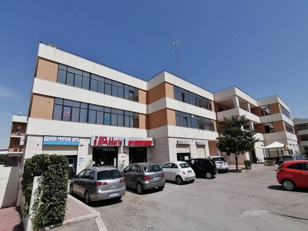 ufficio in affitto a Foggia in zona Villaggio Artigiani