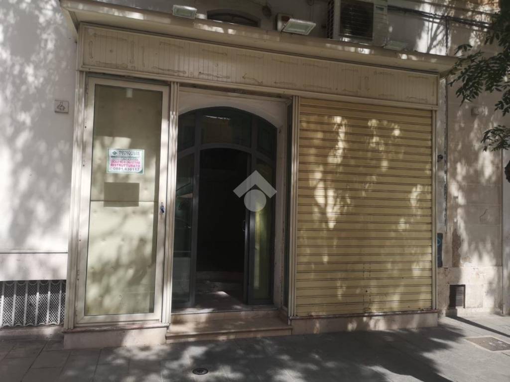 negozio in affitto a Foggia in zona Centro Città