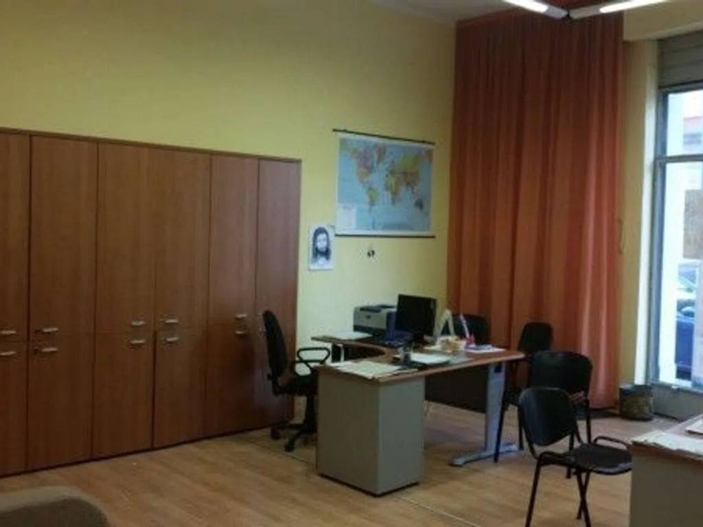 negozio in affitto a Foggia