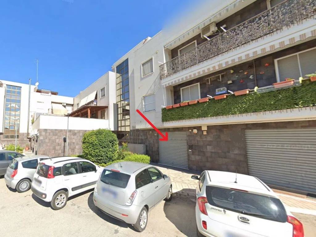 negozio in affitto a Foggia in zona Villaggio Artigiani