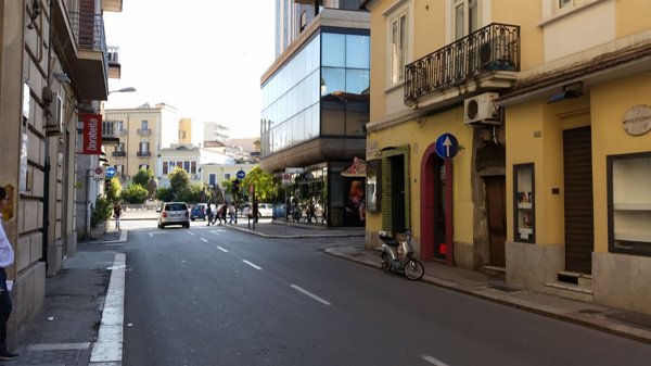 locale commerciale in affitto a Foggia in zona Centro Città
