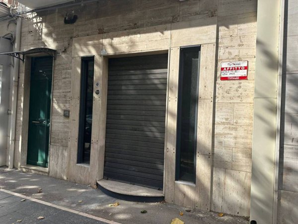 negozio in affitto a Foggia