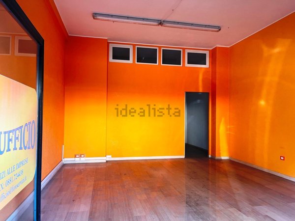 locale commerciale in affitto a Foggia