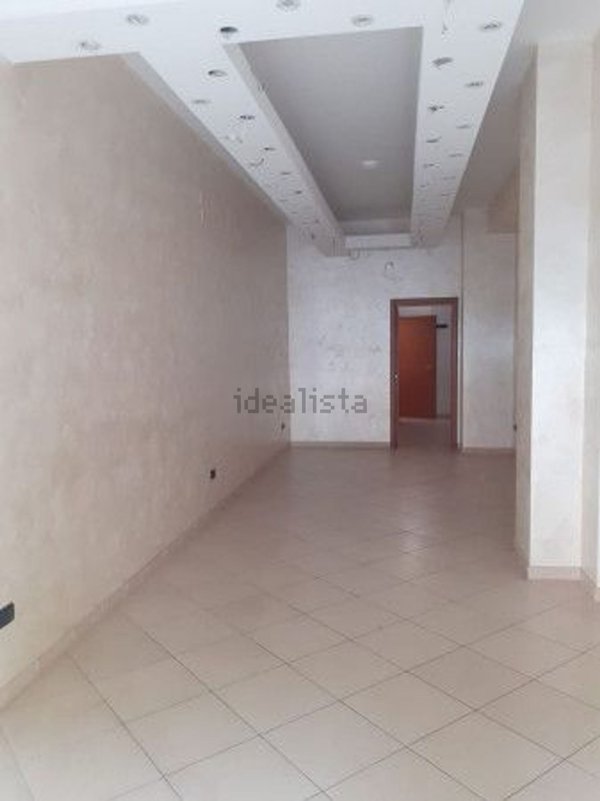 locale commerciale in affitto a Foggia in zona Centro Città