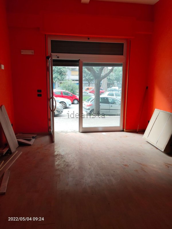 locale commerciale in affitto a Foggia in zona Immacolata / San Pio X