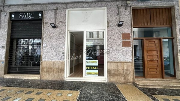 locale commerciale in affitto a Foggia in zona Centro Città