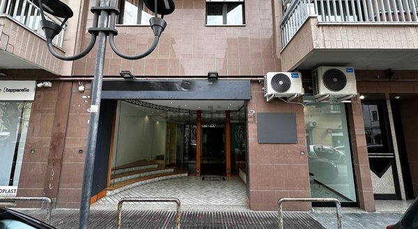 locale commerciale in affitto a Foggia