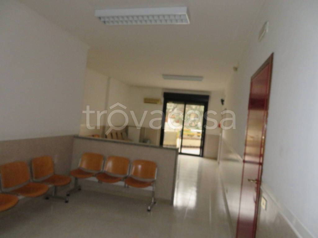 ufficio in affitto a Foggia in zona Immacolata / San Pio X