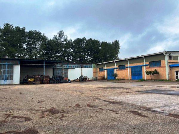 locale commerciale in affitto a Foggia