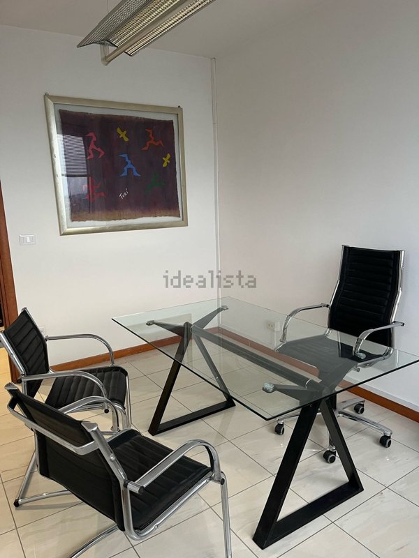 ufficio in affitto a Foggia in zona Ordona Sud