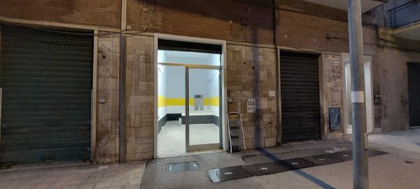 locale commerciale in affitto a Foggia