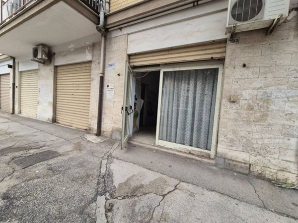 negozio in affitto a Foggia in zona Immacolata / San Pio X