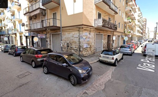 locale commerciale in affitto a Foggia