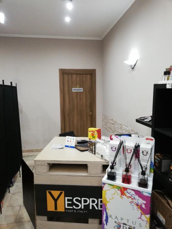 locale commerciale in affitto a Foggia