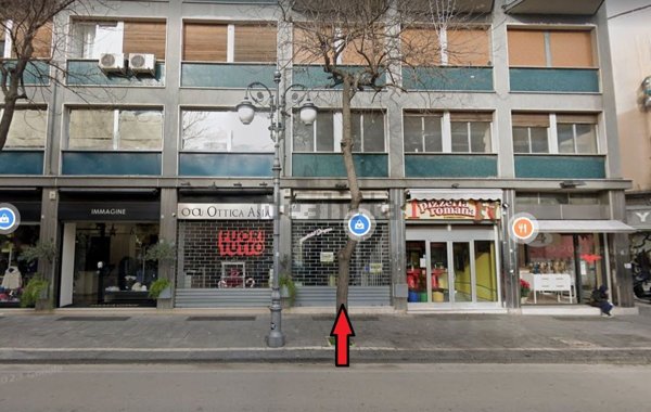 locale commerciale in affitto a Foggia in zona Centro Città