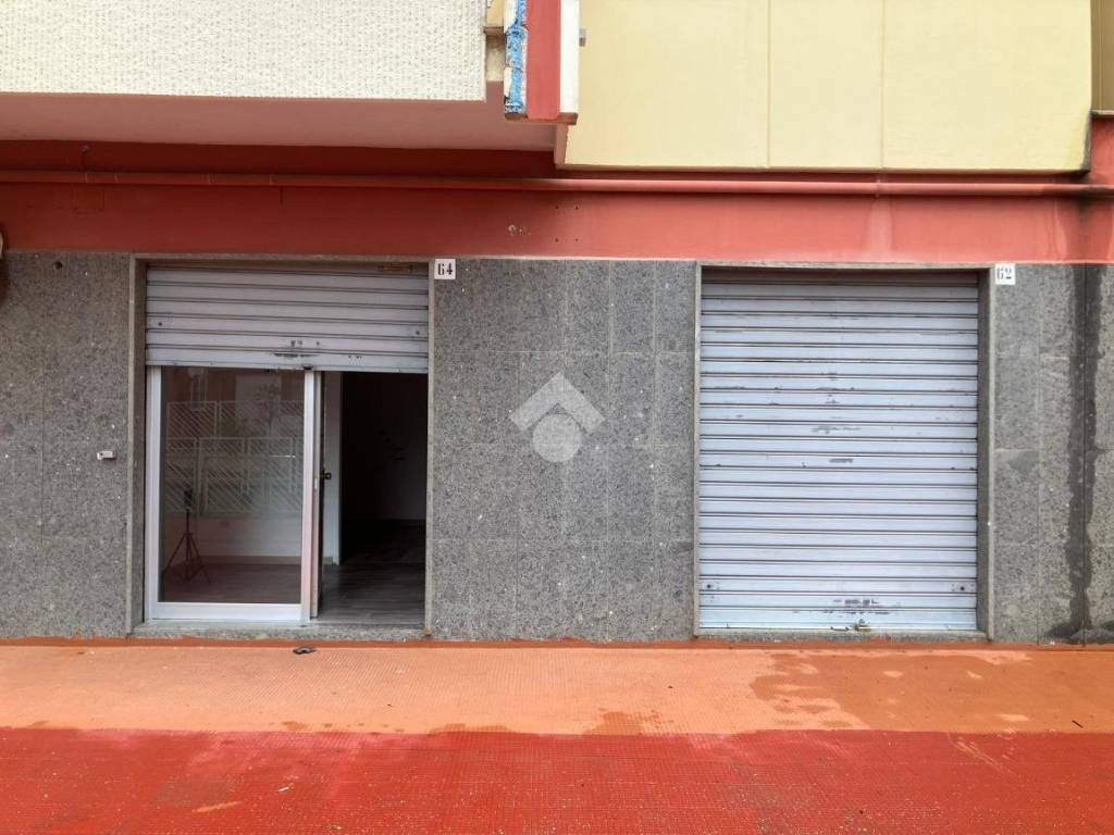 negozio in affitto a Foggia in zona Macchia Gialla