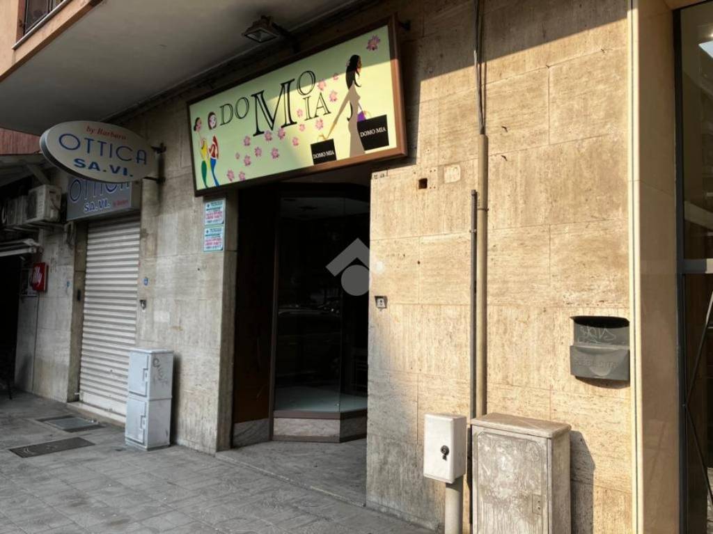 negozio in affitto a Foggia