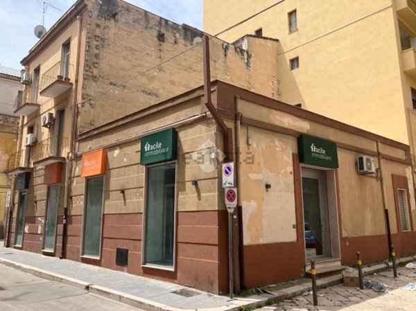 negozio in affitto a Foggia in zona Centro Città