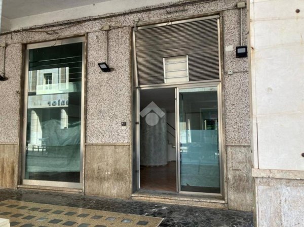 negozio in affitto a Foggia