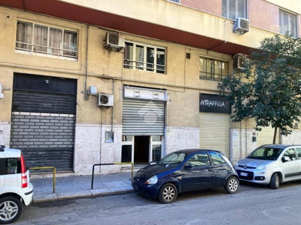 negozio in affitto a Foggia