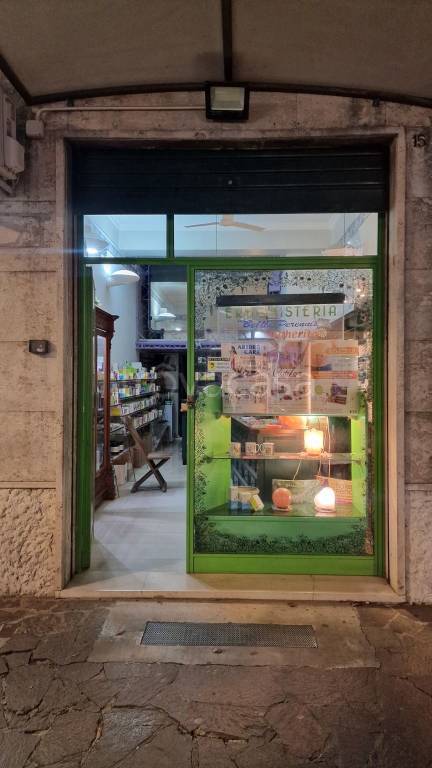 negozio in affitto a Foggia in zona Centro Città
