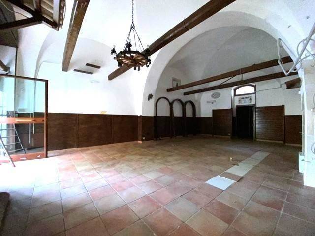 negozio in affitto a Foggia