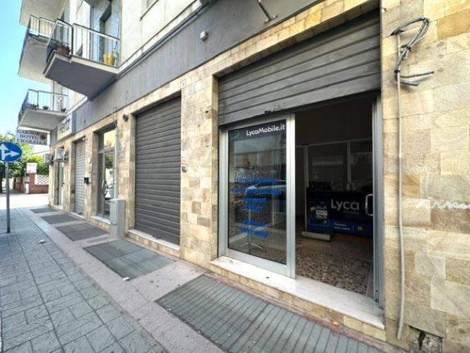 negozio in affitto a Foggia