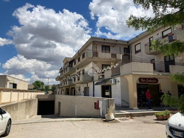 locale commerciale in affitto a Foggia in zona Villaggio Artigiani