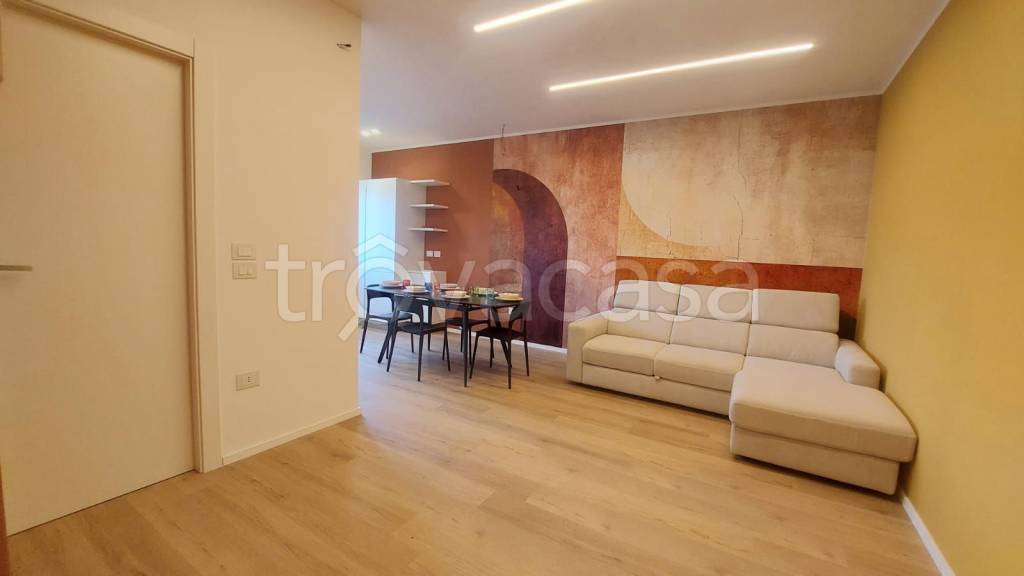appartamento in affitto a Foggia in zona Candelaro