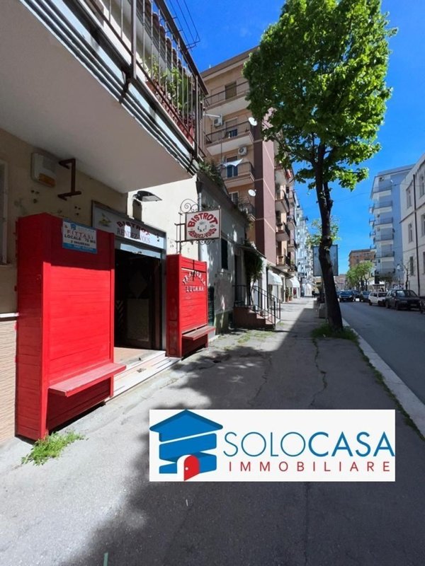 negozio in affitto a Foggia