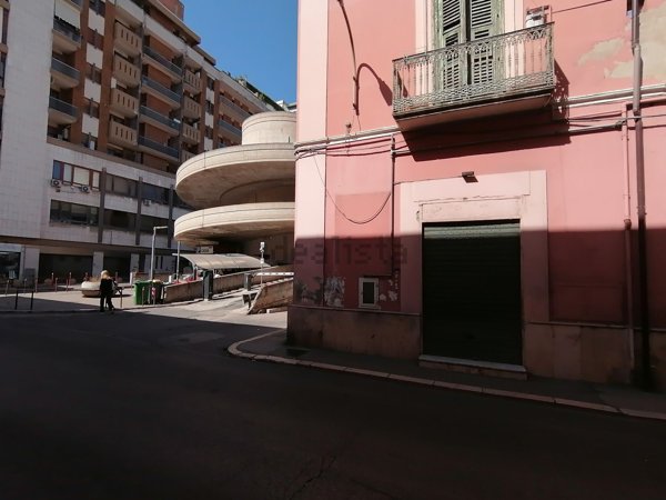 locale commerciale in affitto a Foggia in zona Centro Città