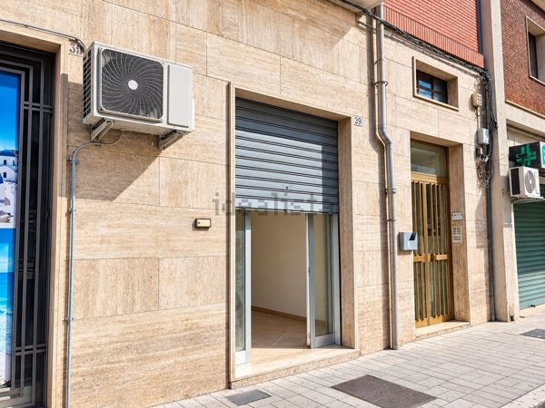 locale commerciale in affitto a Foggia
