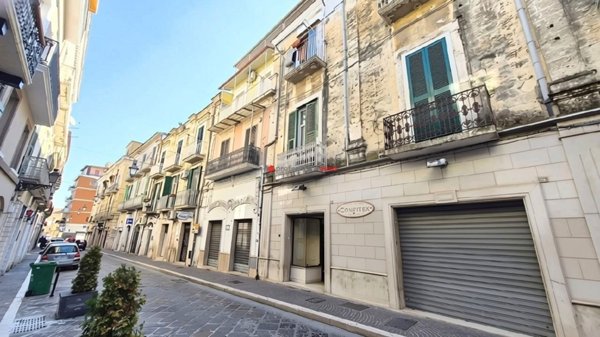 locale commerciale in affitto a Foggia in zona Centro Città