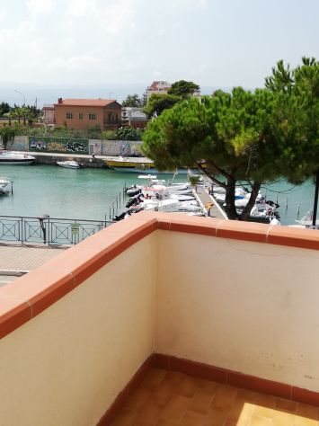 appartamento in affitto ad Ischitella in zona Foce Varano