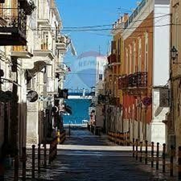 locale commerciale in affitto a Manfredonia