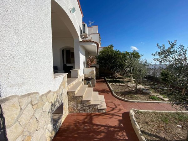 casa indipendente in affitto a Manfredonia