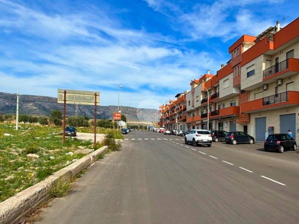 negozio in affitto a Manfredonia