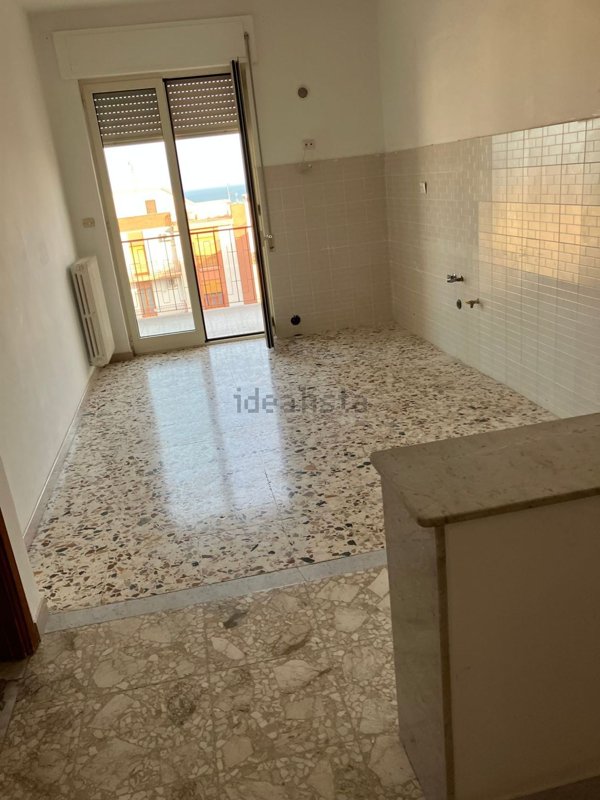 appartamento in affitto a Manfredonia in zona Centro Storico