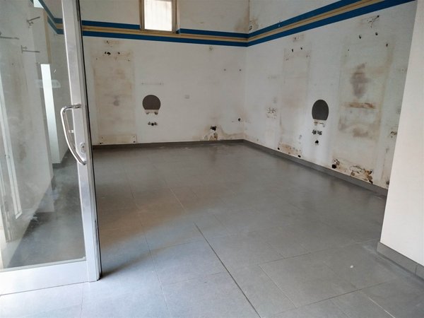 negozio in affitto a Manfredonia