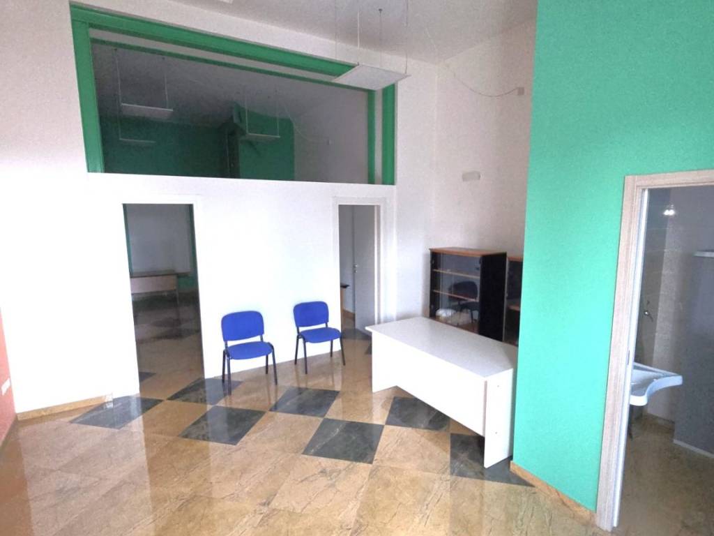 ufficio in affitto a Manfredonia