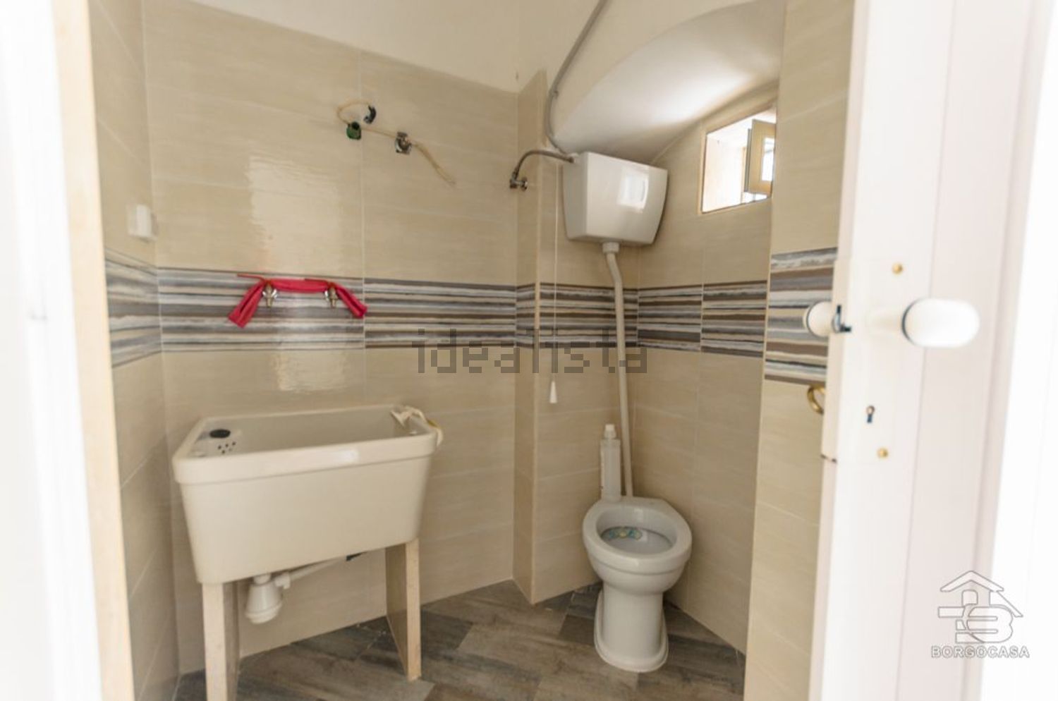 negozio in affitto a Manfredonia in zona Centro Storico