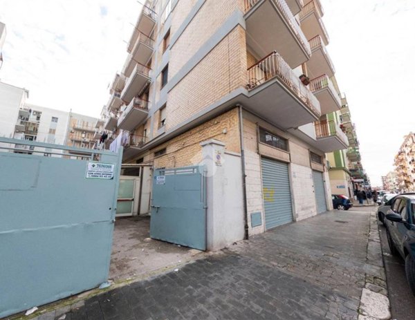 negozio in affitto a Manfredonia